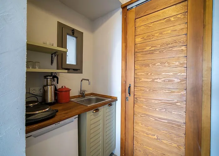 Gueney'in 5 Odasi Ξενοδοχείο με διαμερίσματα *