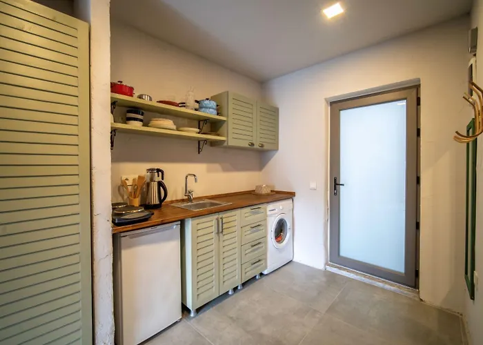 Ξενοδοχείο με διαμερίσματα Gueney'in 5 Odasi *