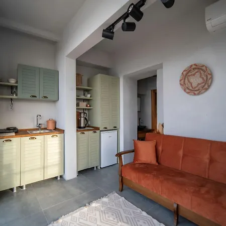 Gueney'in 5 Odasi داتْشا